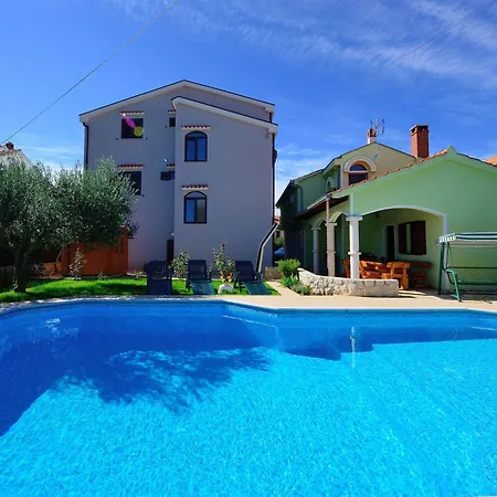 Marinko, No 4 * Zadar